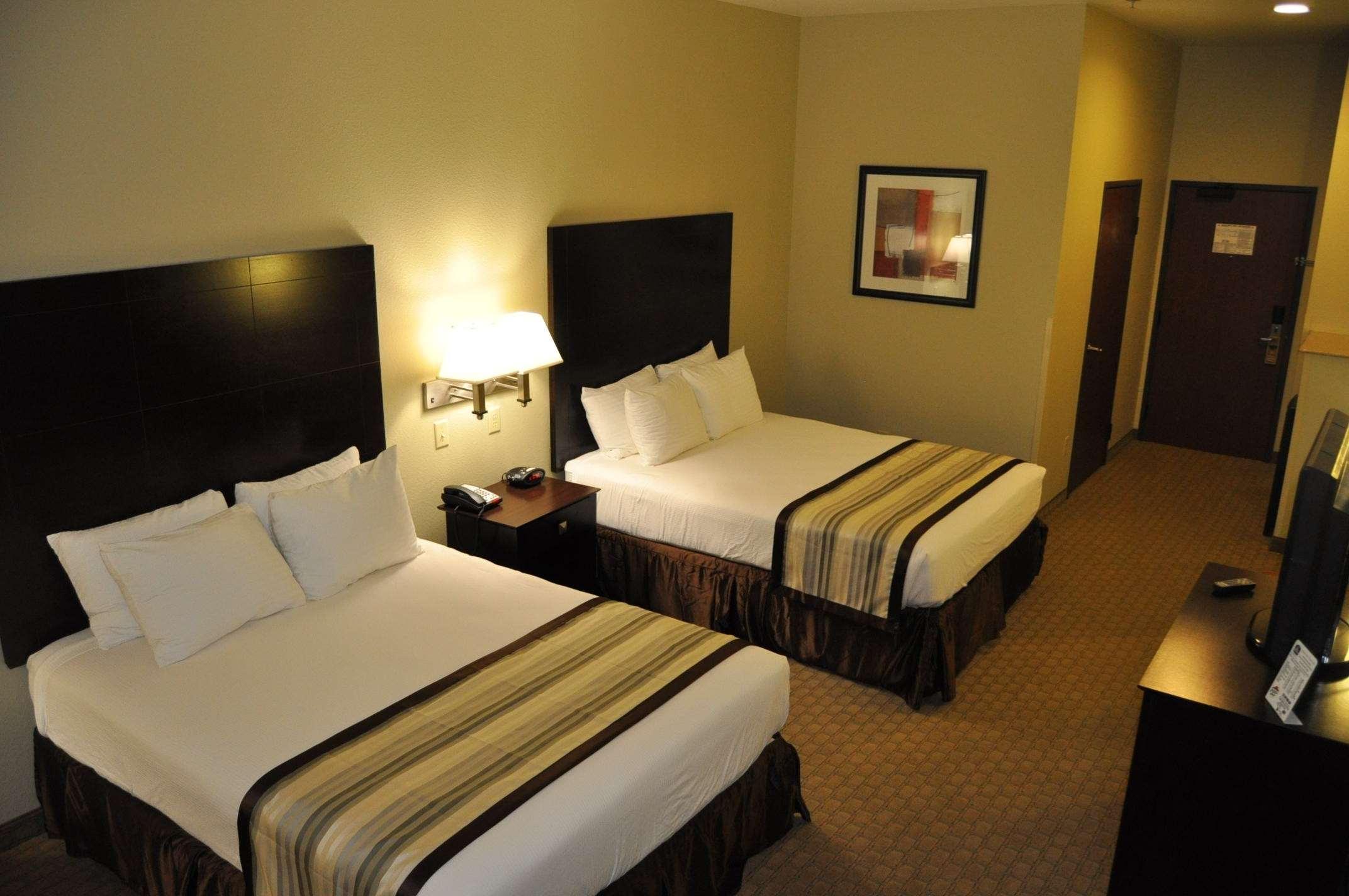 Best Western Oasis Inn Canadian Bagian luar foto