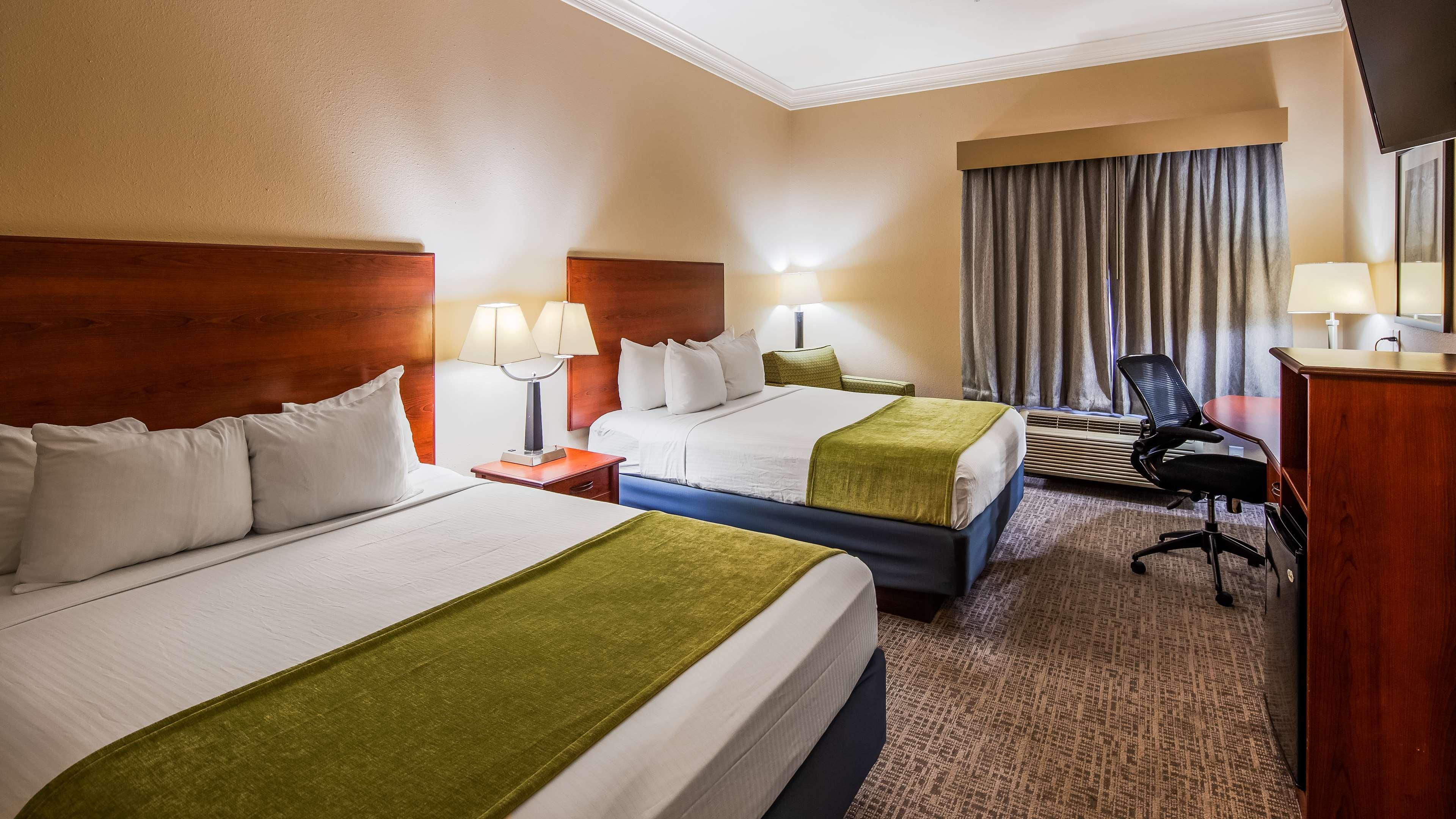 Best Western Oasis Inn Canadian Bagian luar foto