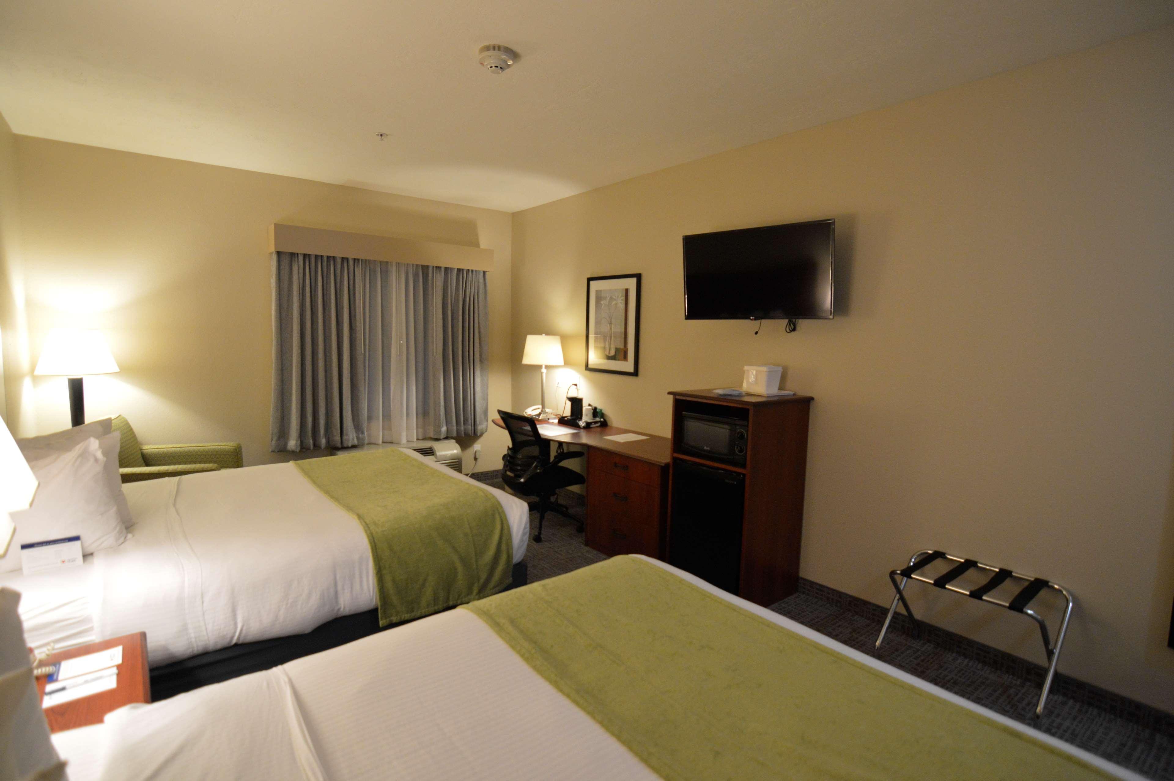 Best Western Oasis Inn Canadian Bagian luar foto