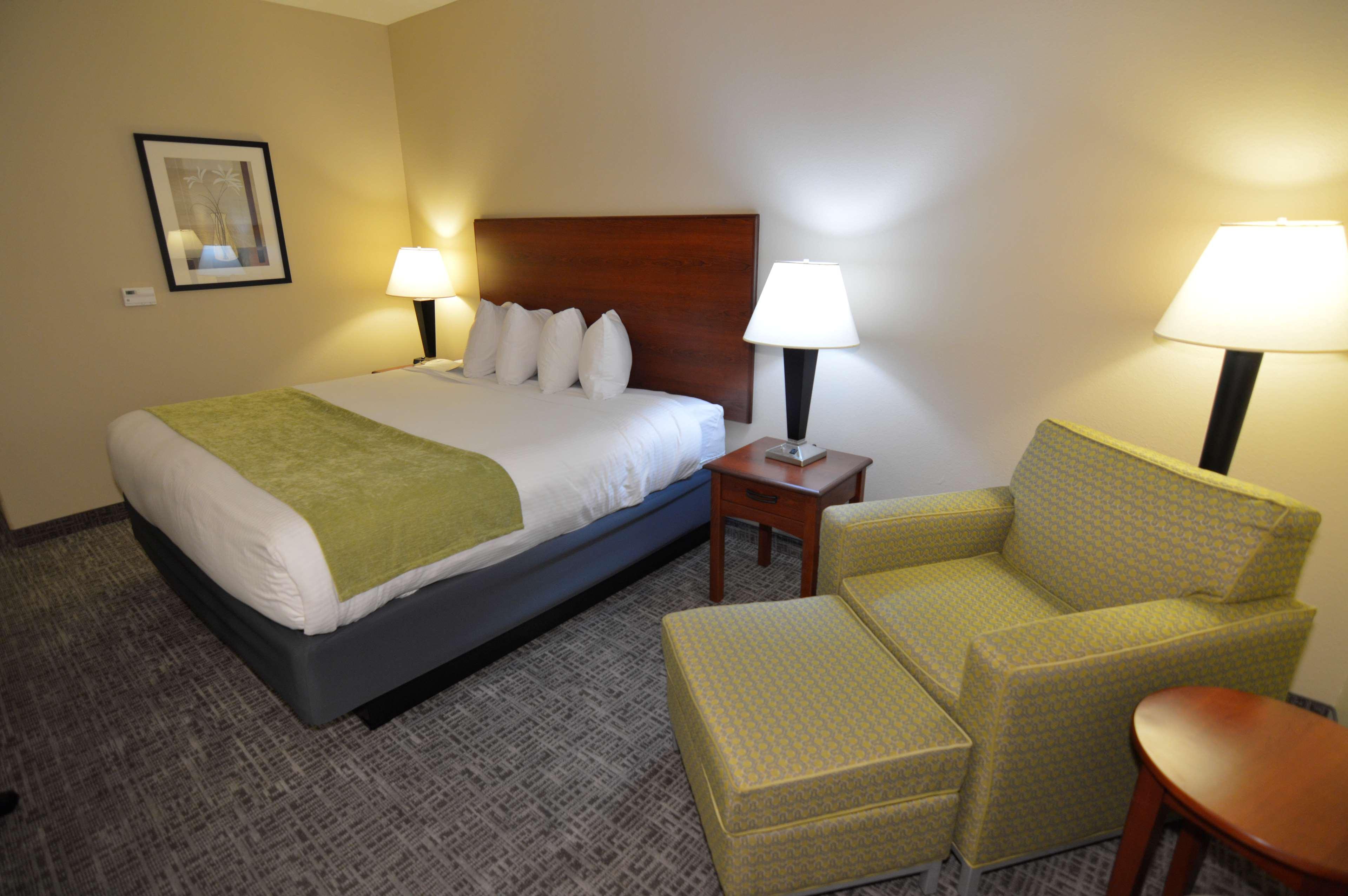 Best Western Oasis Inn Canadian Bagian luar foto