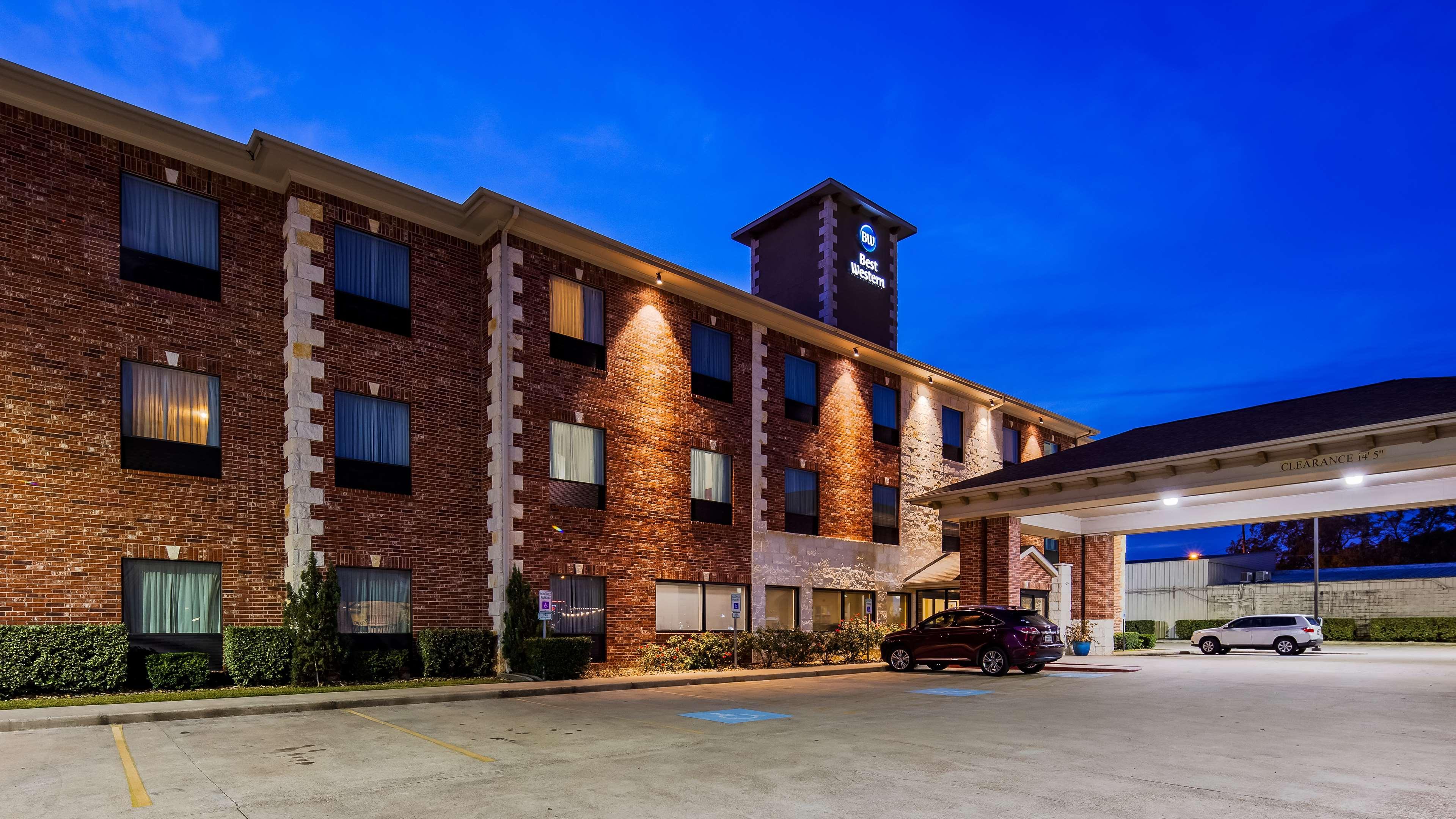 Best Western Oasis Inn Canadian Bagian luar foto