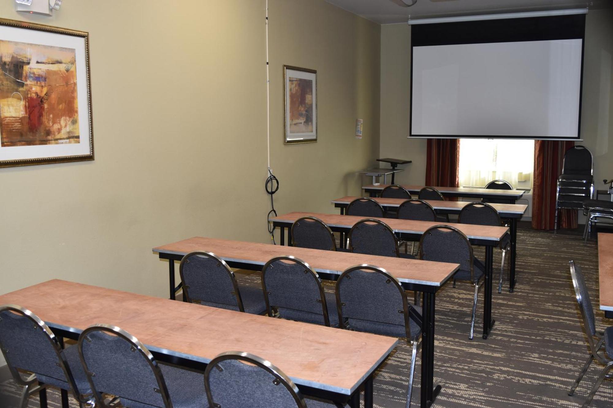 Best Western Oasis Inn Canadian Bagian luar foto