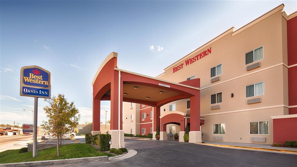 Best Western Oasis Inn Canadian Bagian luar foto